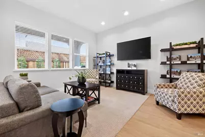 341 Cornell Street, Windsor, CA 9549 - Photo 5