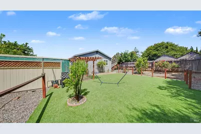156 Peach Street, Vallejo, CA 94589 - Photo 21