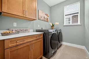 361 Cornell St, Windsor, CA 9549 - Photo 41