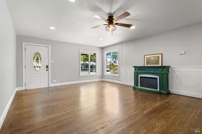 852 Brigham Avenue, Santa Rosa, CA 95404 - Photo 5