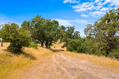 23655 Vineyard Road, Geyserville, CA 95441 - Photo 15