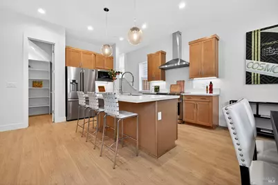 329 Cornell Street, Windsor, CA 9549 - Photo 9