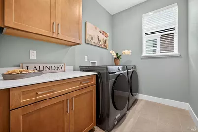 329 Cornell Street, Windsor, CA 9549 - Photo 41
