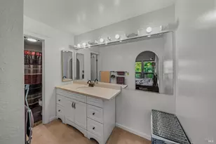 124 Professional Center Pkwy, San Rafael, CA 94903 - Photo 23