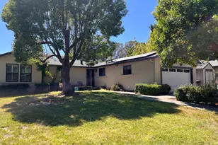 1027 Vassar Dr, Napa, CA 94558 - Photo 1