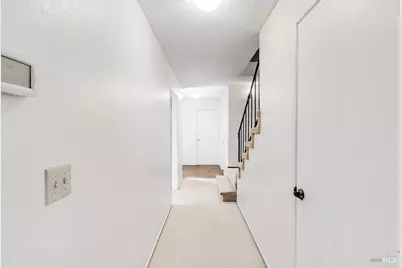1113 Grove Circle, Benicia, CA 94510 - Photo 11
