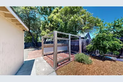 107 Decker Street, Santa Rosa, CA 95401 - Photo 47