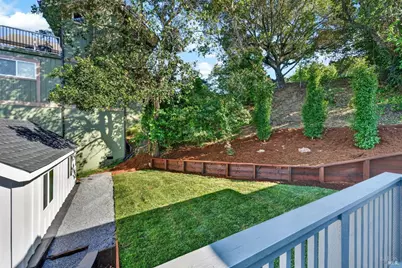719 Bassett Street, Petaluma, CA 94952 - Photo 35
