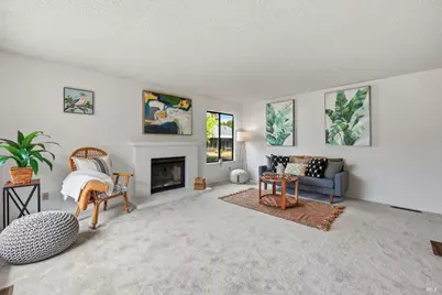 318 Twin Lakes Drive, Santa Rosa, CA 95409 - Photo 5