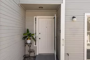 2324 Lakeview Dr, Santa Rosa, CA 95405 - Photo 7