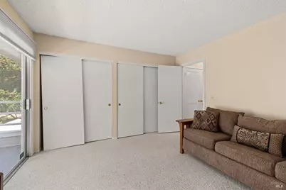 2324 Lakeview Drive, Santa Rosa, CA 95405 - Photo 29