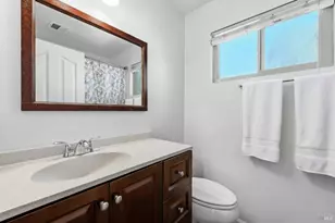 1028 Marina Dr, Napa, CA 94559 - Photo 17