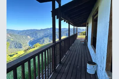74250 Island Mountain Road, Piercy, CA 95587 - Photo 29