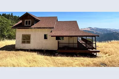 74250 Island Mountain Road, Piercy, CA 95587 - Photo 19