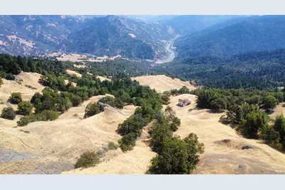 74250 Island Mountain Road, Piercy, CA 95587 - Photo 13