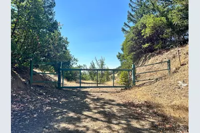 74250 Island Mountain Road, Piercy, CA 95587 - Photo 65