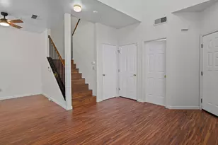 19 Manchester Ln, Fairfield, CA 94533 - Photo 7