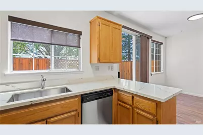 19 Manchester Lane, Fairfield, CA 94533 - Photo 15