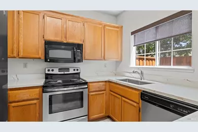 19 Manchester Lane, Fairfield, CA 94533 - Photo 13