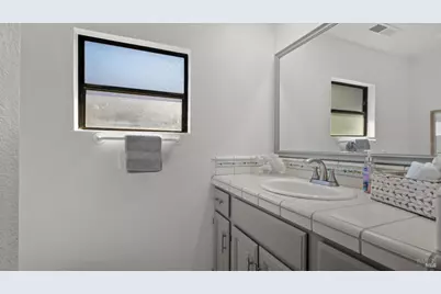 15627 Riverside Drive, Guerneville, CA 95446 - Photo 25
