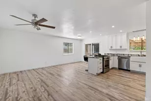 100 Roan Ct, Cloverdale, CA 95425 - Photo 11