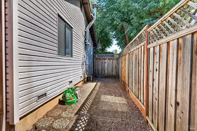 100 Roan Court, Cloverdale, CA 95425 - Photo 37