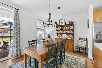 1049 McClelland Drive, Windsor, CA 95492 - Photo 3