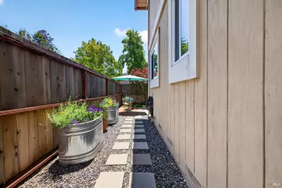 1428 Gold Way, Rohnert Park, CA 94928 - Photo 43
