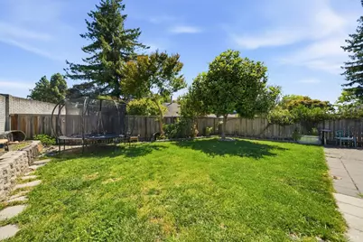 7078 Avenida Cala, Rohnert Park, CA 94928 - Photo 27