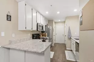 7078 Avenida Cala, Rohnert Park, CA 94928 - Photo 29