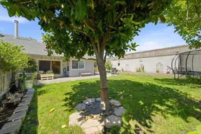 7078 Avenida Cala, Rohnert Park, CA 94928 - Photo 23
