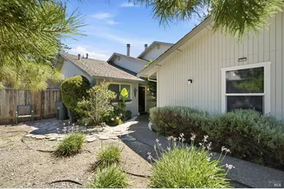 7078 Avenida Cala, Rohnert Park, CA 94928 - Photo 7