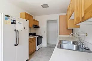 27 Goree Ct, Martinez, CA 94553 - Photo 7
