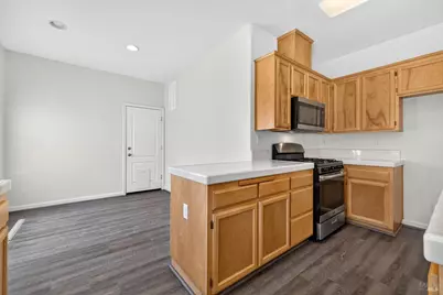 329 Hansbery Way, Santa Rosa, CA 95409 - Photo 23