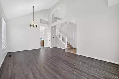 329 Hansbery Way, Santa Rosa, CA 95409 - Photo 7