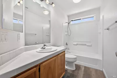 329 Hansbery Way, Santa Rosa, CA 95409 - Photo 27