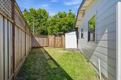 1103 Michigan Drive, Santa Rosa, CA 95405 - Photo 29