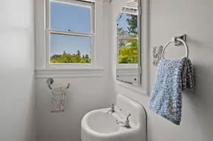 2 Grandview Ave, Petaluma, CA 94952 - Photo 19
