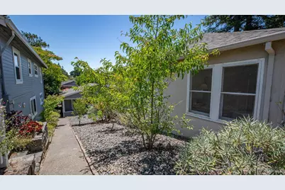 2 Grandview Avenue, Petaluma, CA 94952 - Photo 21