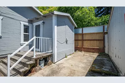 2 Grandview Avenue, Petaluma, CA 94952 - Photo 39