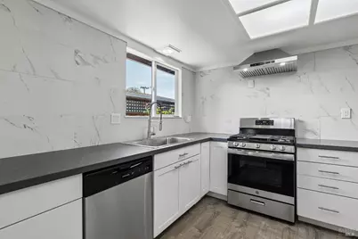 1662 Center Road, Novato, CA 94947 - Photo 5