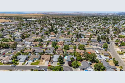 709 Palermo Drive, Suisun City, CA 94585 - Photo 57