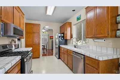 709 Palermo Drive, Suisun City, CA 94585 - Photo 19