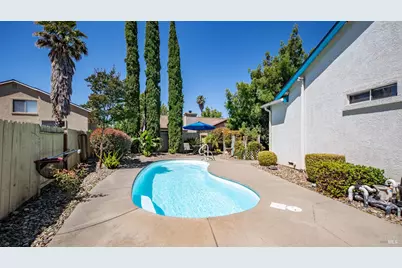 709 Palermo Drive, Suisun City, CA 94585 - Photo 35