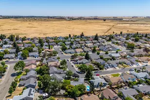 709 Palermo Dr, Suisun City, CA 94585 - Photo 53