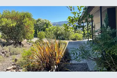 496 Oak Brook Court, Santa Rosa, CA 95409 - Photo 3