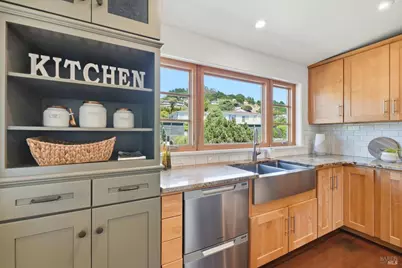 686 Hawthorne Drive, Tiburon, CA 94920 - Photo 21