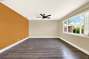 218 E Wyoming St, Fairfield, CA 94533 - Photo 7