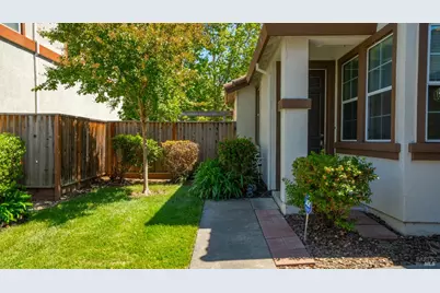 509 Clearwater Oak Court, Fairfield, CA 94534 - Photo 11