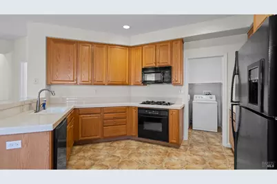 509 Clearwater Oak Court, Fairfield, CA 94534 - Photo 19
